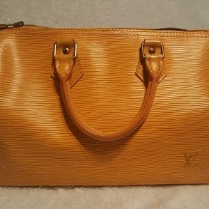 🚫🚫SOLD🚫🚫Louis vuitton speedy 25